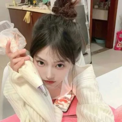 踉跄的女孩